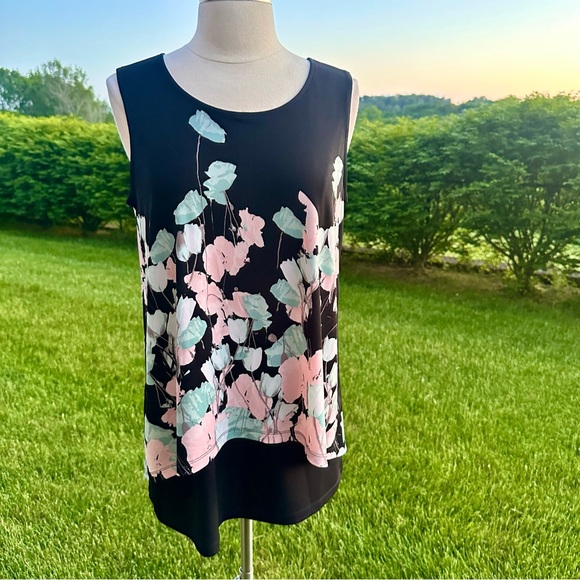 ALFANI FLORAL SLEEVELESS TOP - Picture 3 of 16